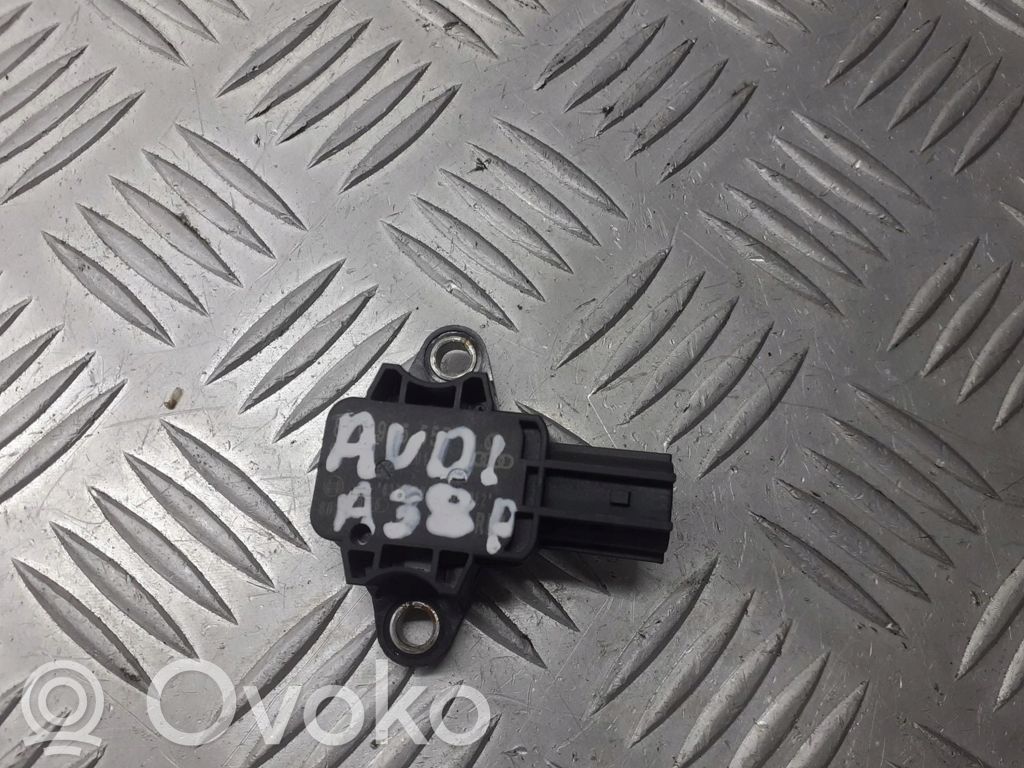 Airbagsensor Crashsensor Drucksensor   8P0955557
