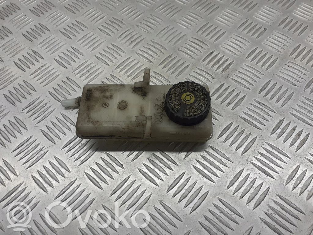 Citroen C4 I Serbatoio di compensazione del liquido del freno