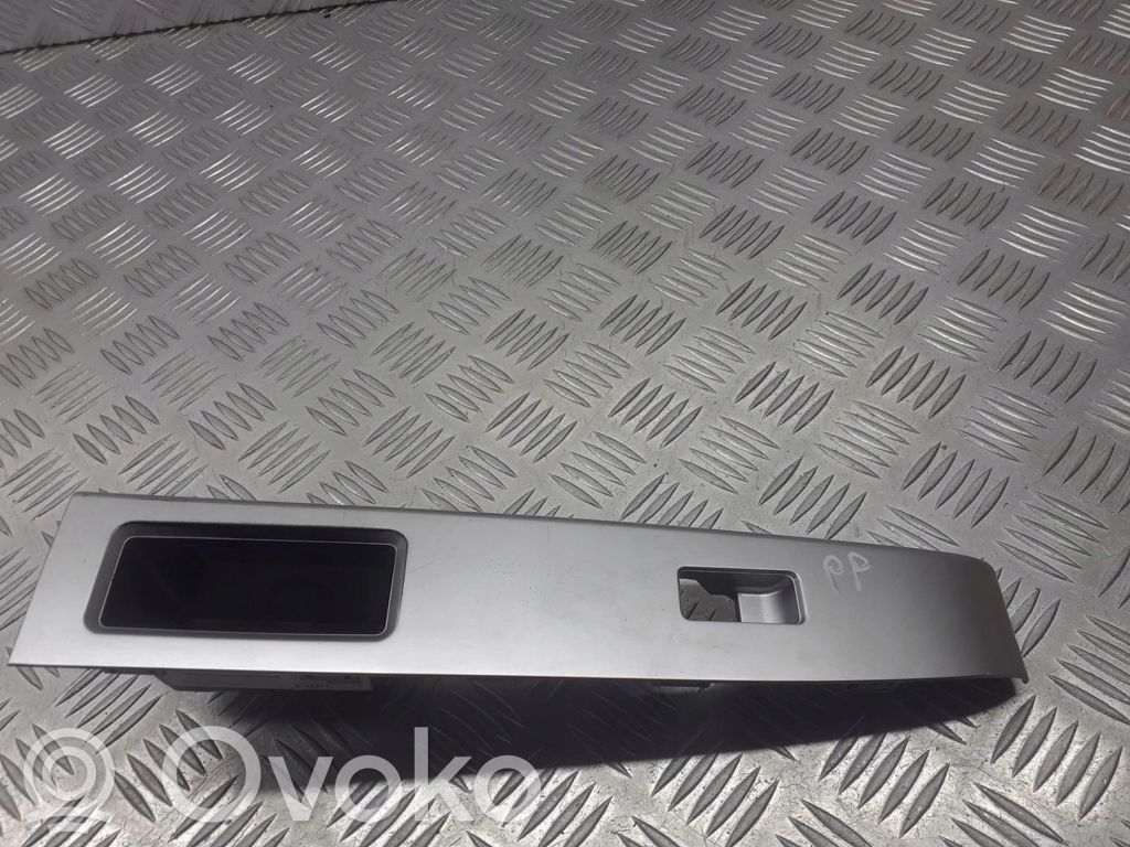 Mazda 5 Electric window control switch 