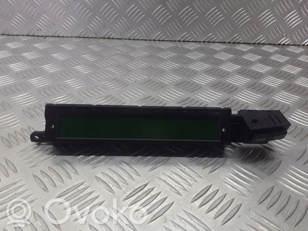 Bildschirm / Display / Anzeige   CC33B