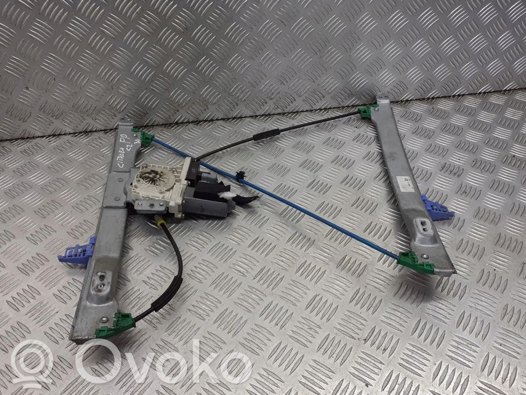 Citroen C2 Macara ușă față cu motor 