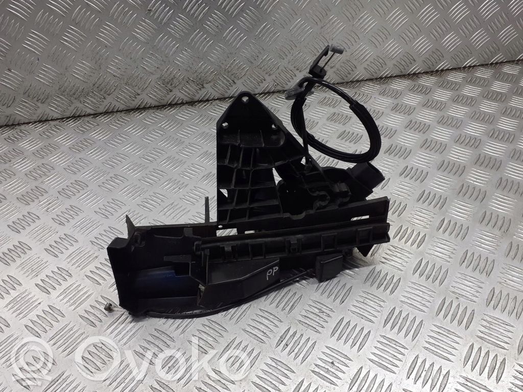 Ford Focus Front door lock 