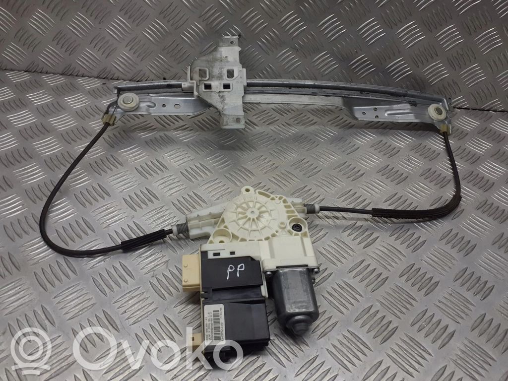 Citroen C4 I Alzacristalli della portiera anteriore con motorino 