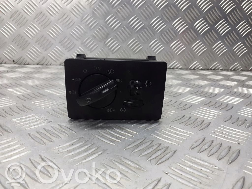 Ford Focus Headlight level height control switch 
