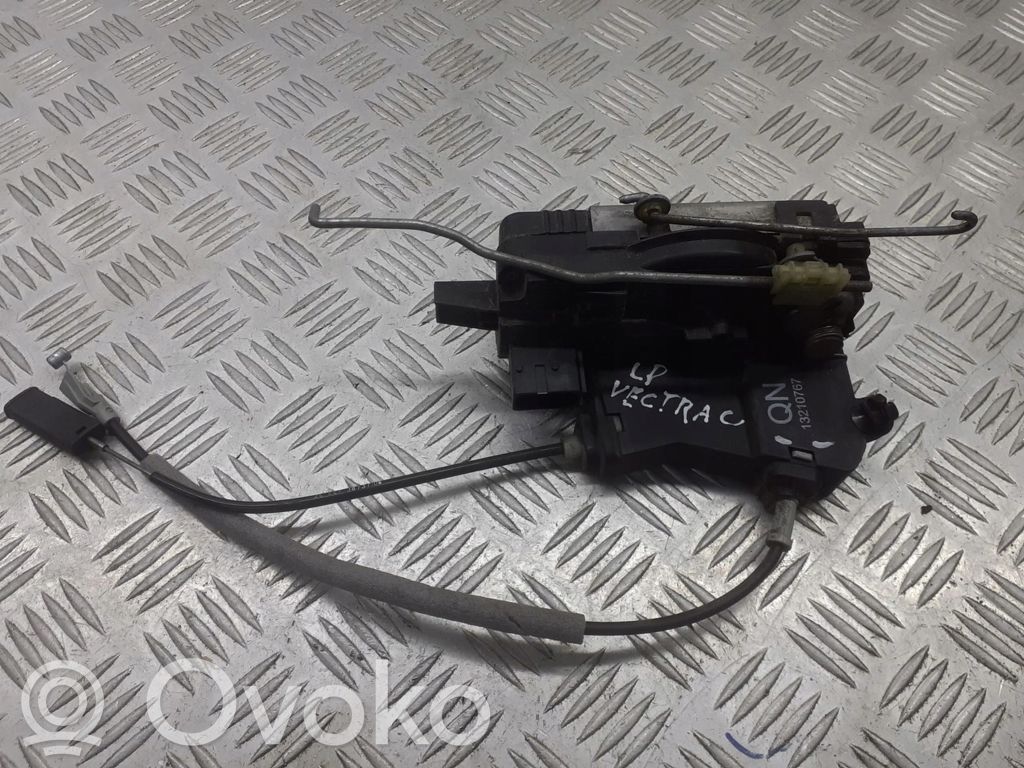 Opel Astra H Etuoven lukko 