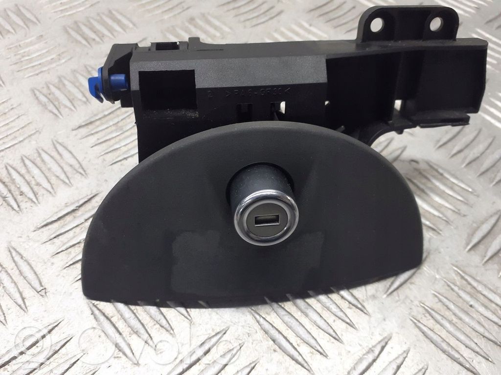 Tailgate/trunk/boot lock/catch/latch   13168317