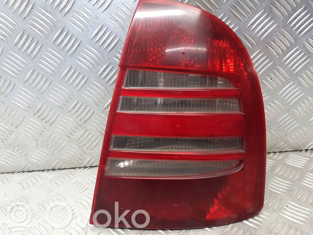 Skoda Superb B5 (3U) Lampă spate în caroserie 