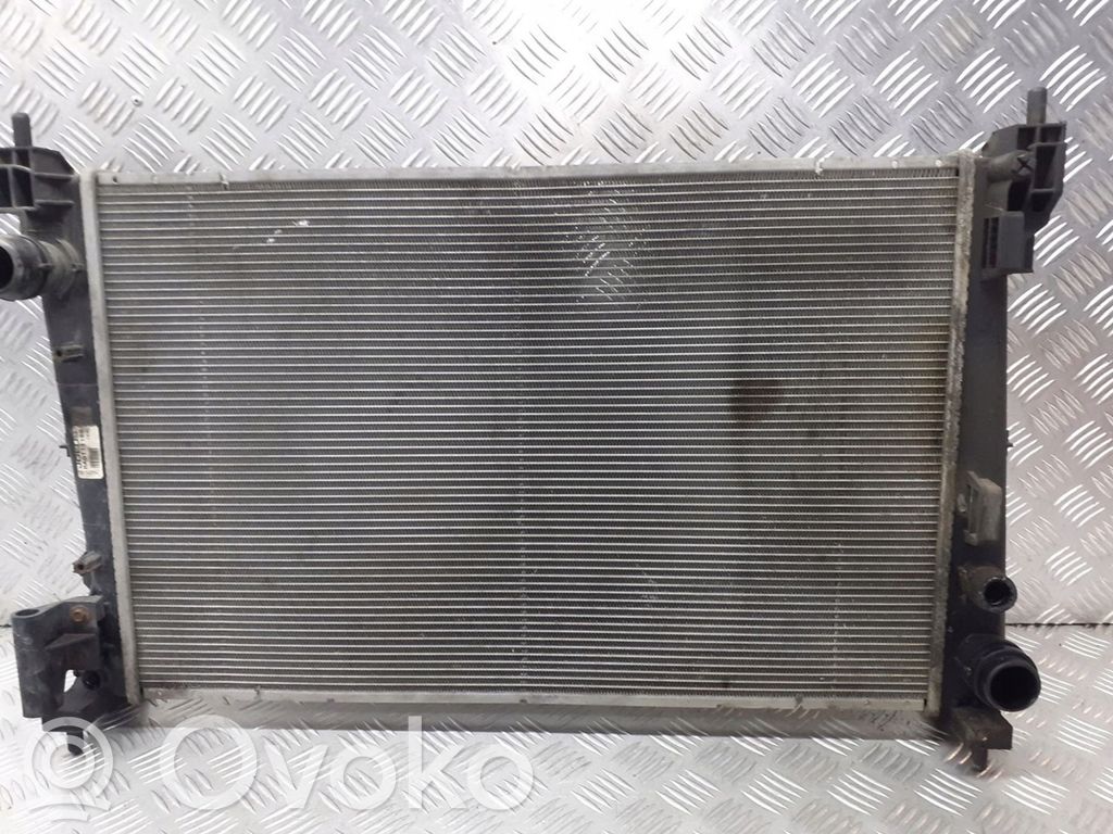 Opel Corsa D Chłodnica 