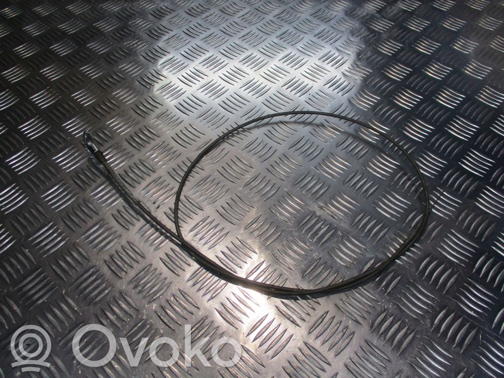 Throttle cable