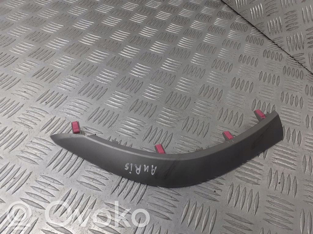 Toyota Auris 150 Otras partes del panel de instrumentos 