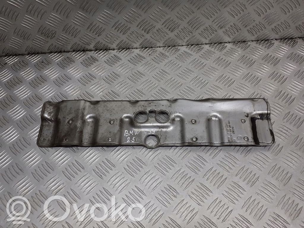 BMW 5 E39 Rocker cam cover 