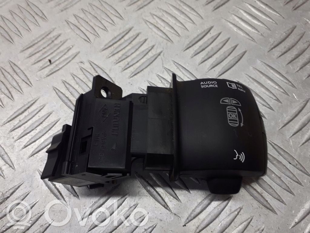Comutator/buton multifuncțional   255520014R