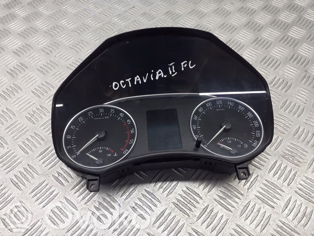 Skoda Octavia Mk2 (1Z) Tachimetro (quadro strumenti)