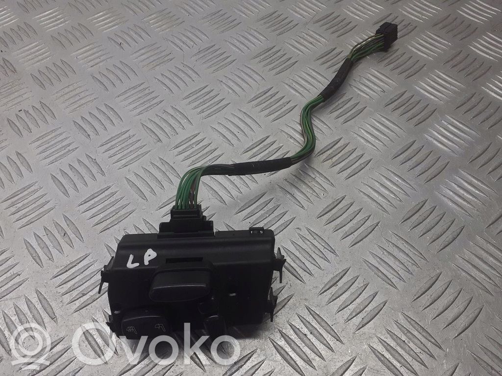 Chrysler Pacifica Seat adjustment knob 