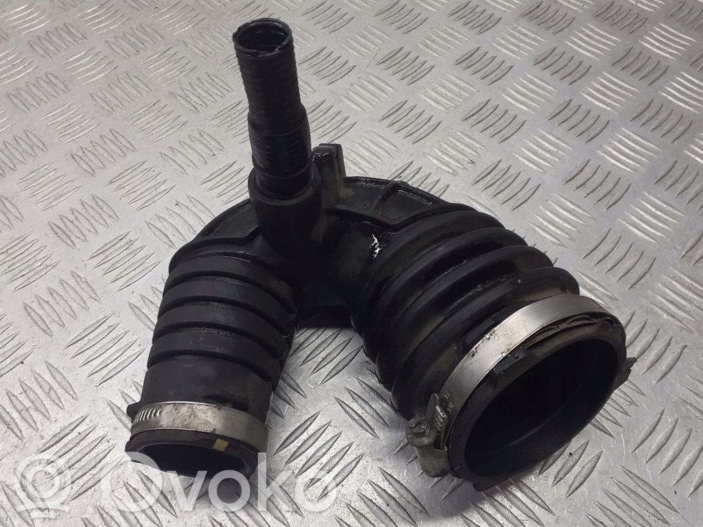 Ilmanoton letku   4F0129615K