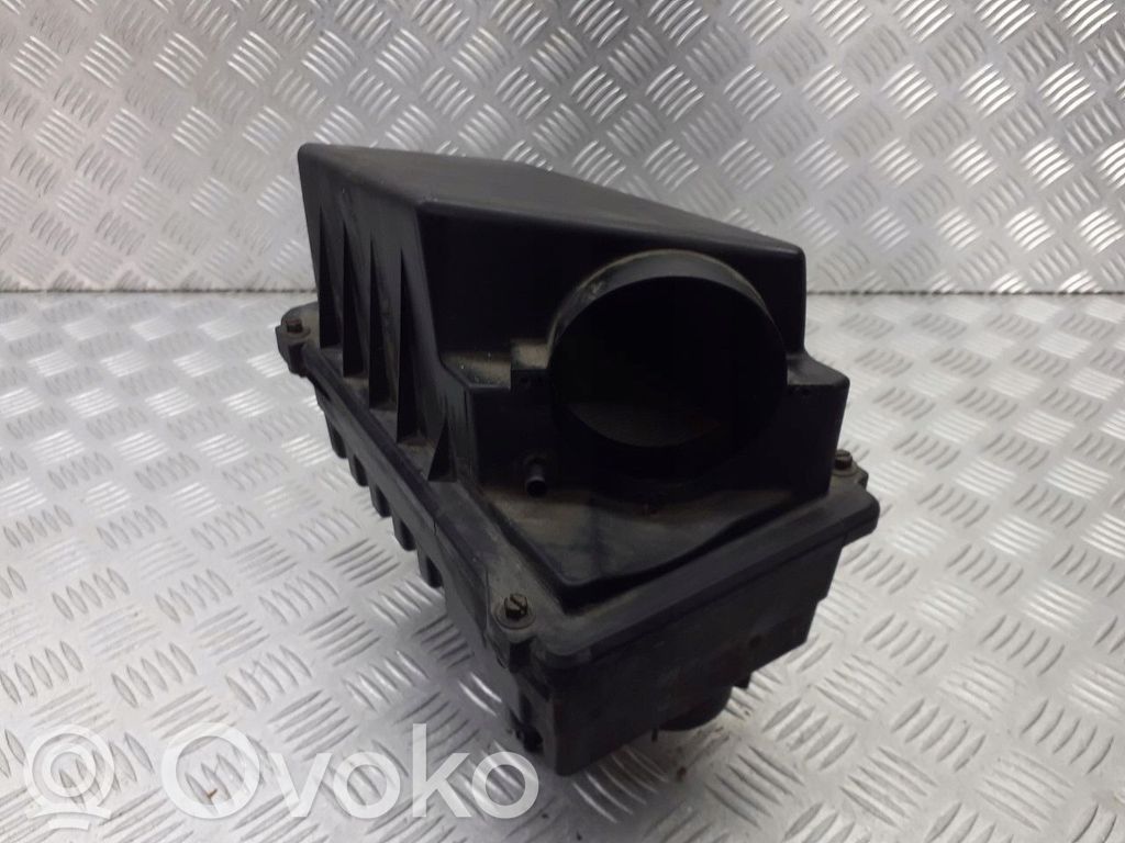 Air filter box