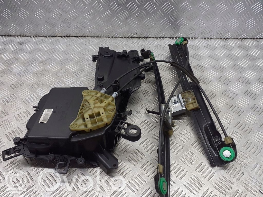 Seat Leon (1P) Alzacristalli della portiera anteriore con motorino