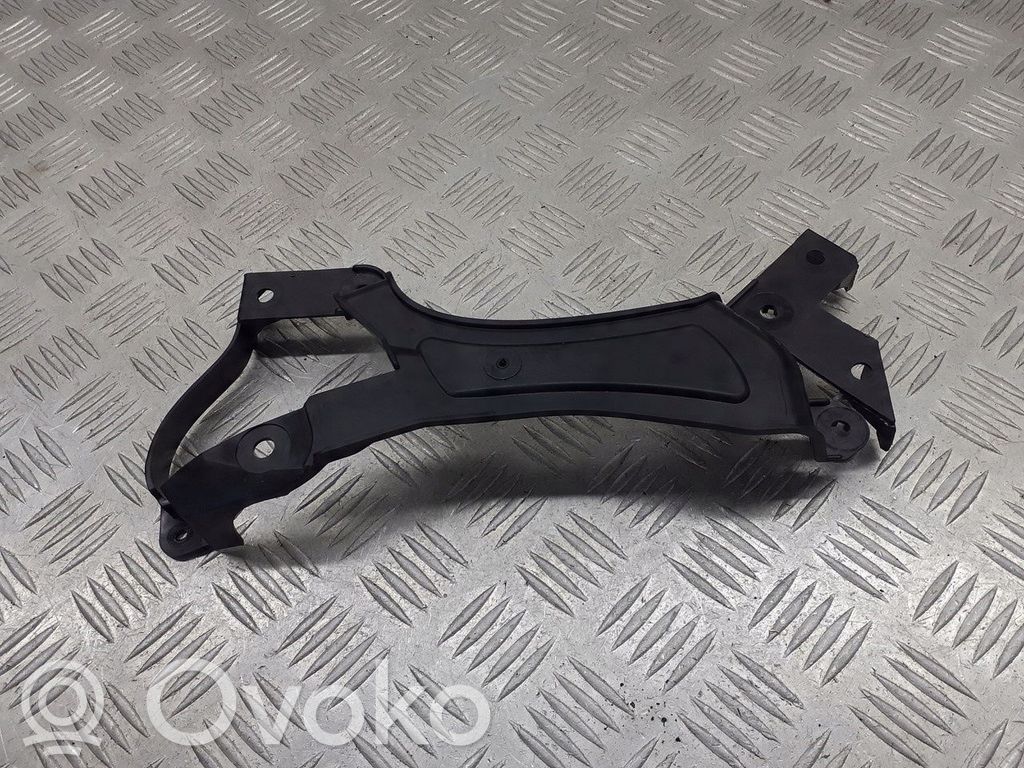 Land Rover Range Rover Sport L320 Paracalore nel vano motore 
