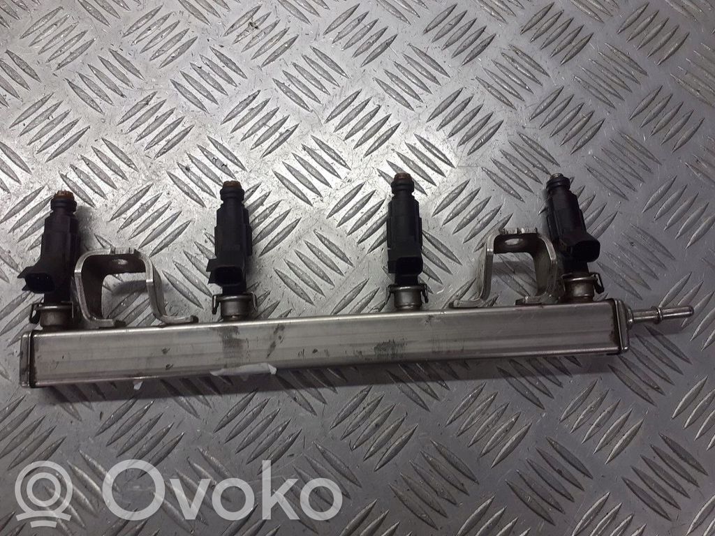 Polttoainepääputki   4M5G9D280DB