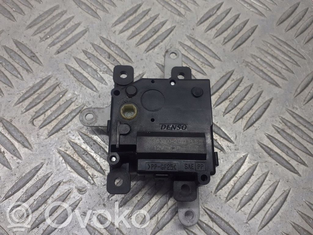 Toyota Avensis T270 Motor/actuator clapetă aer 