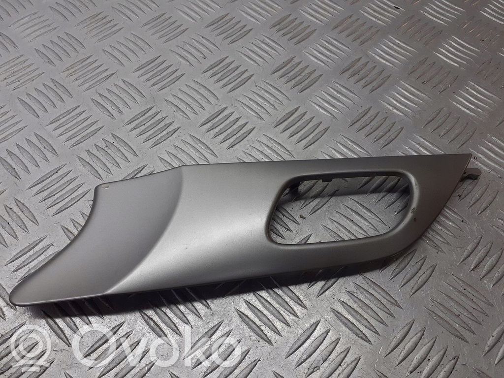 Peugeot 407 Rivestimento della portiera anteriore (modanatura) 