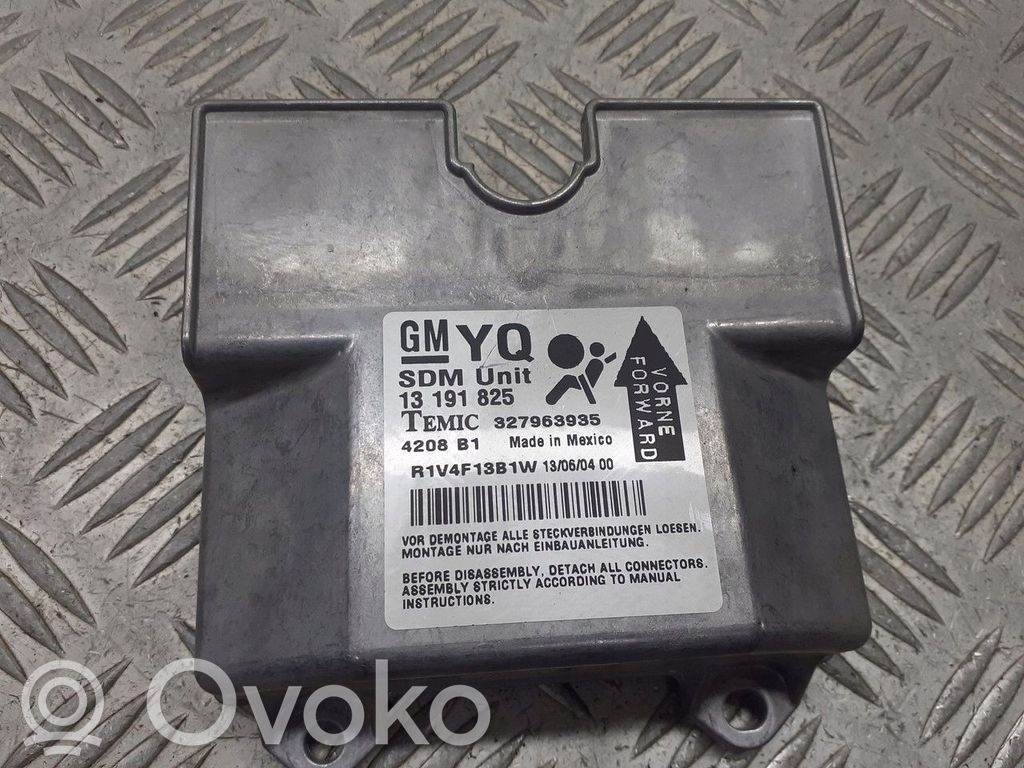 Opel Astra H Unitate/modul de comandă airbaguri 