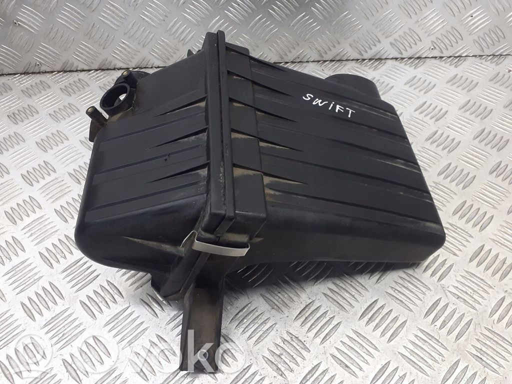 Luftfilterkasten   E8024174
