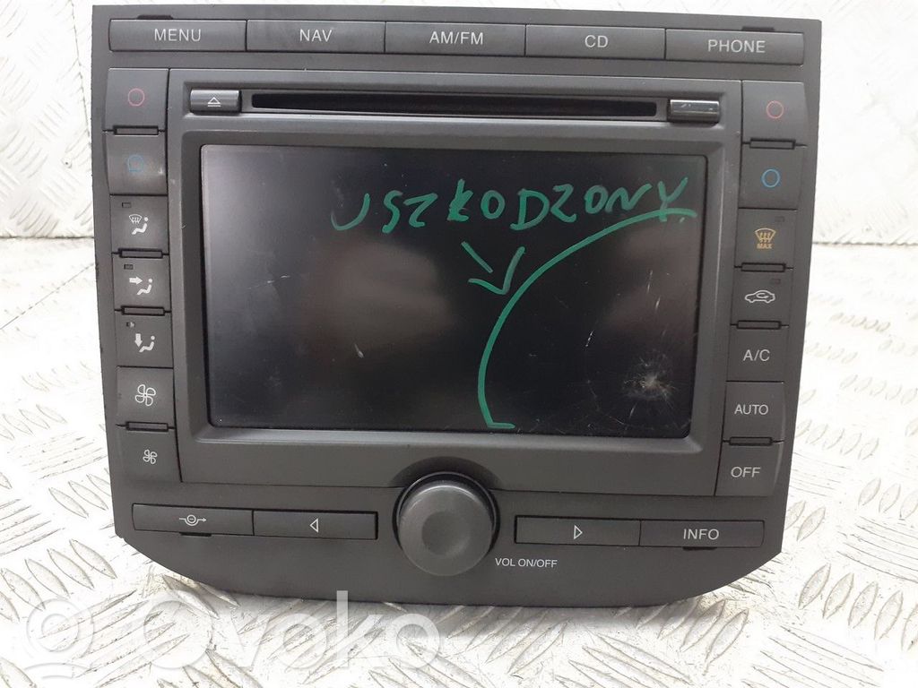 Ford C-MAX I Stacja multimedialna GPS / CD / DVD 
