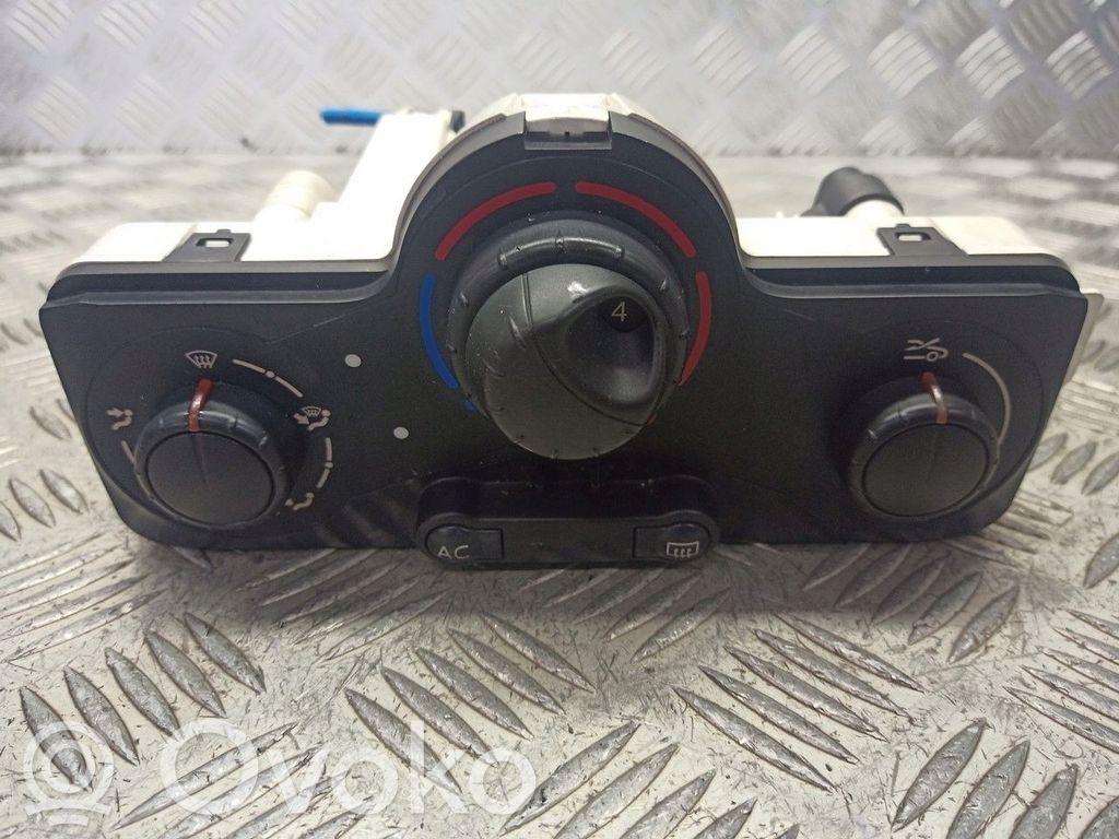 Renault Clio III Interruptor de control del ventilador interior 