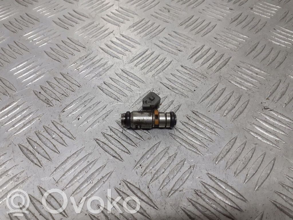 Injecteur de carburant