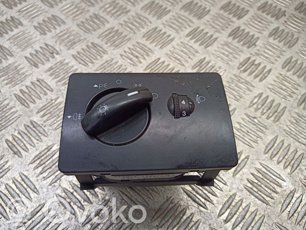 Interruptor de luz   7M5T13A024EA