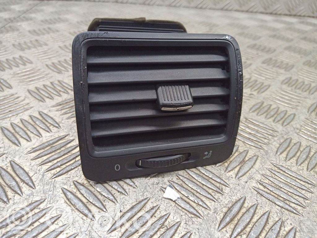 Volkswagen Golf Plus Ramă grilă ventilație bord