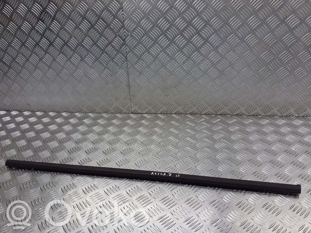 Opel Astra J Rivestimento portiera posteriore (modanatura)