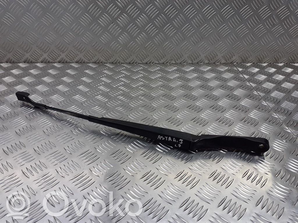 Opel Astra J Wischerarm vorne