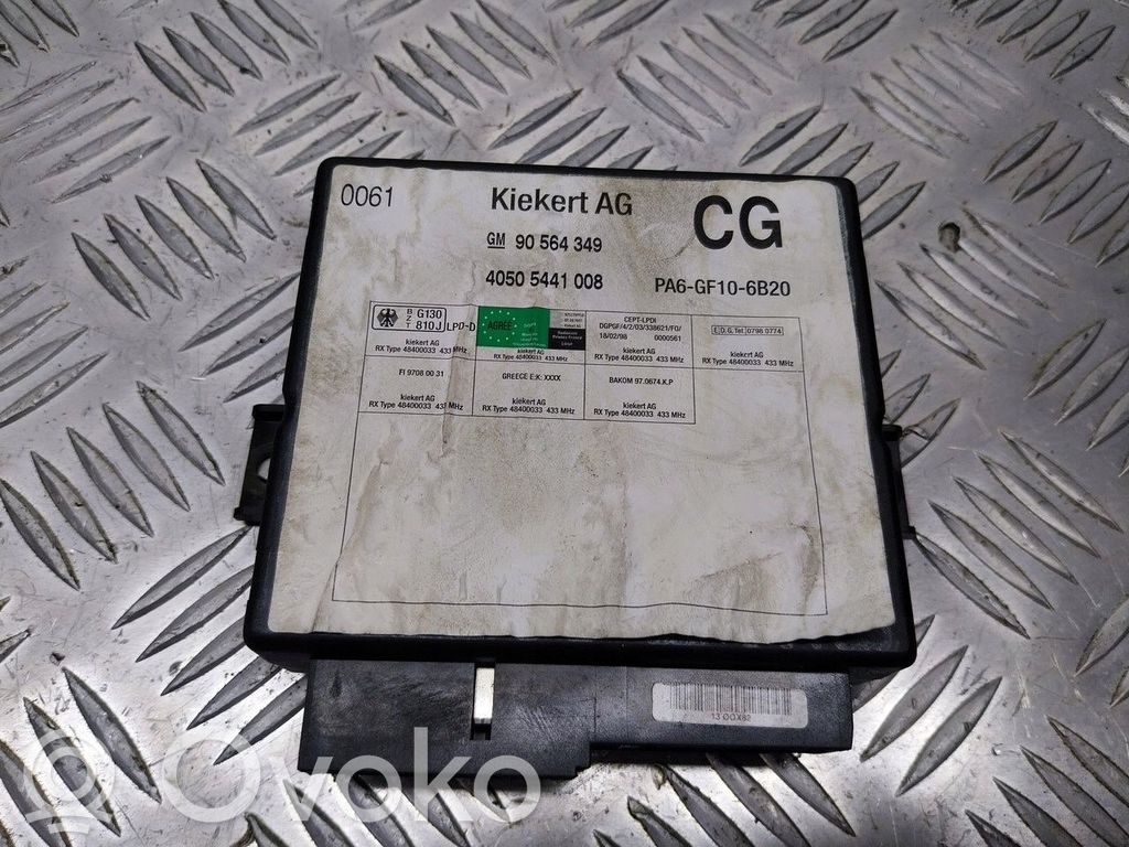 Opel Omega B2 Modulo di controllo del corpo centrale 