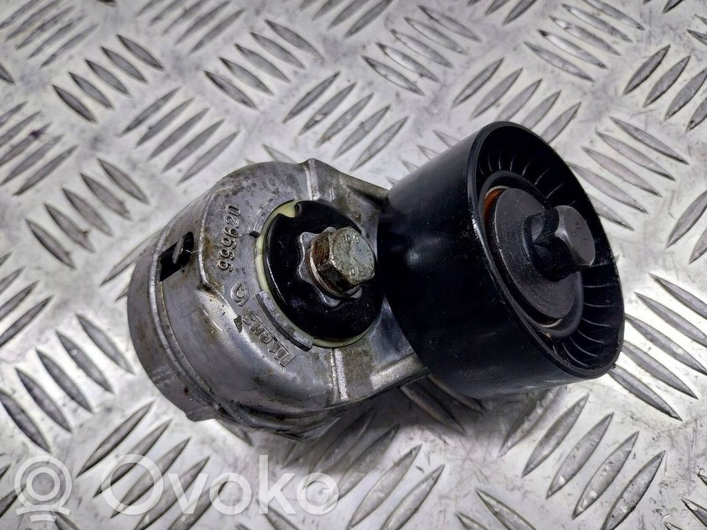 Alfa Romeo 147 Generatoriaus diržo atraminis guolis 
