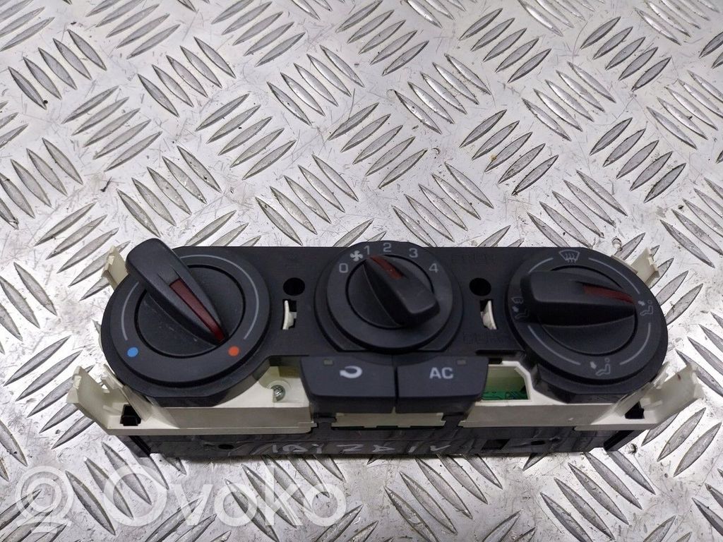 Comutator control ventilator interior   6J0820045