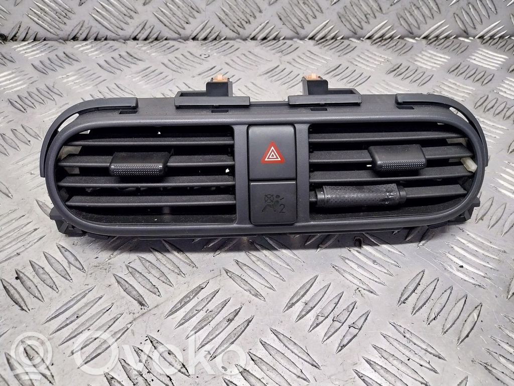 Opel Agila B Grilă ventilație spate 