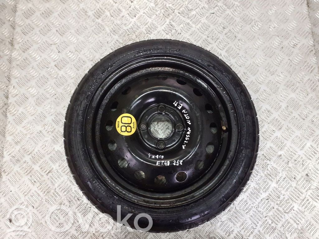 Rueda de repuesto R15