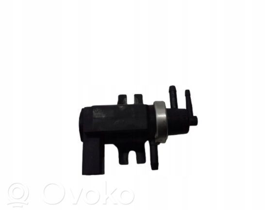 Válvula de vacío (Usadas)   1J0906627
