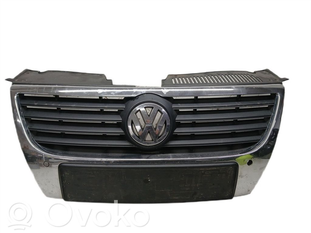 Volkswagen PASSAT B6 Etusäleikkö 