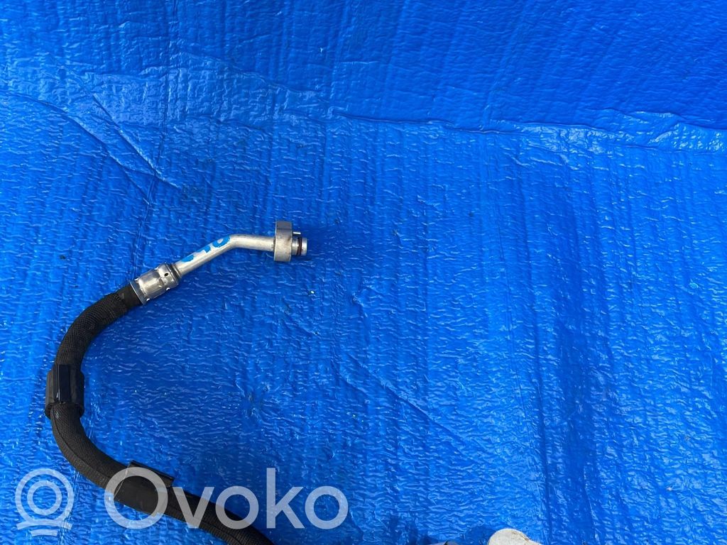 Audi A4 S4 B9 Conductă/furtun aer condiționat (A/C) 
