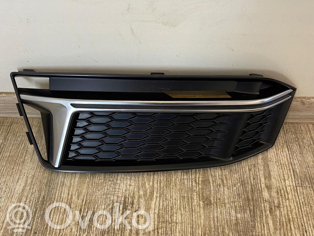 Audi A4 S4 B9 Grilă/ornament proiector ceață față 