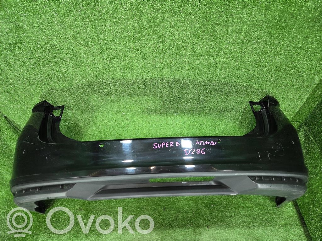 Skoda Superb B9 Parachoques 