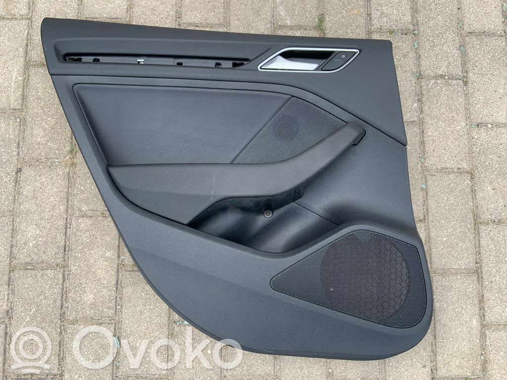 Audi A3 S3 8V Rivestimento del pannello della portiera posteriore 
