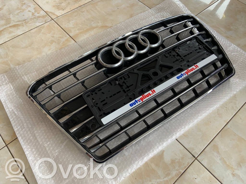 Audi A7 S7 4G Etupuskurin ylempi jäähdytinsäleikkö 