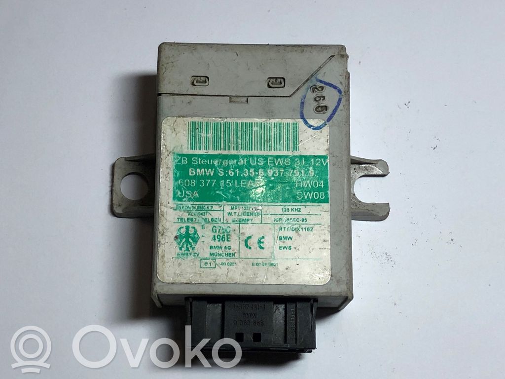 BMW 5 E39 Oven keskuslukituksen ohjausyksikön moduuli 