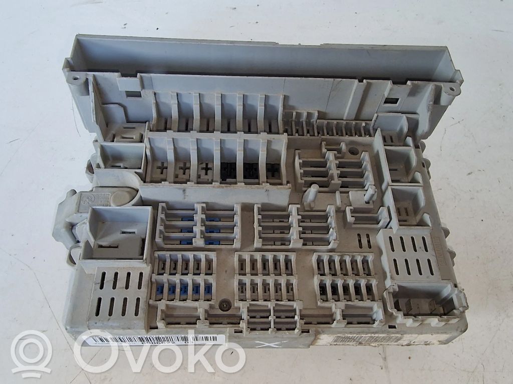 Drošinātāju bloks   6906622,690662203,070106
