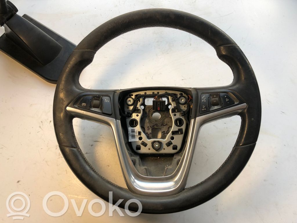 Opel Insignia A Ohjauspyörä 