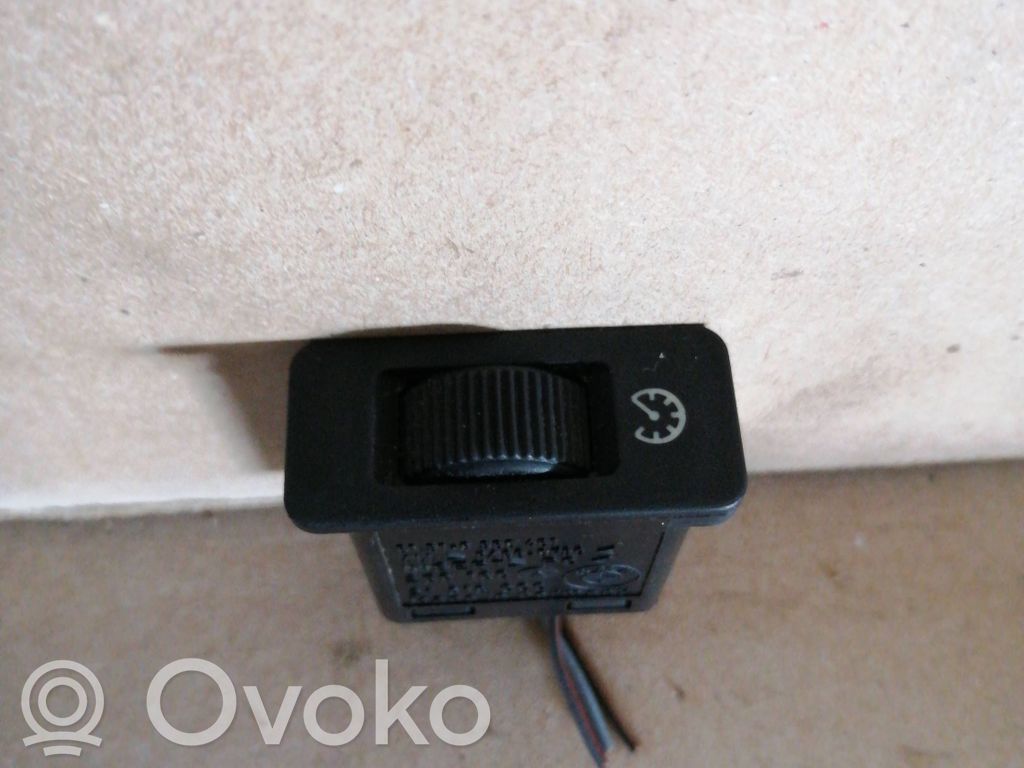 Panel lighting control switch   61318360461,259160,21318000